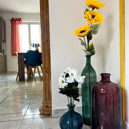 Casa Mortillaro - The Heart Of Palermo, Ballaro Market Apartment Palermo